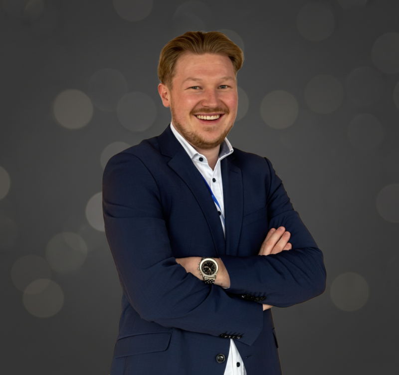 Marco Bulacher - Auditor